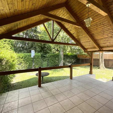 Nyirfa Vendeghaz شقة Fadd-Dombori